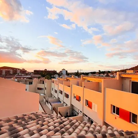 4-bedroom Corales With Jacuzzi, Garden, Close To Everything Los Cristianos (Tenerife)