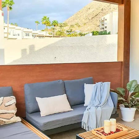 Villa 4-bedroom Corales With Jacuzzi, Garden, Close To Everything