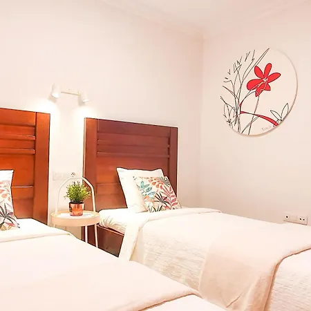 Villa 4-bedroom Corales With Jacuzzi, Garden, Close To Everything *