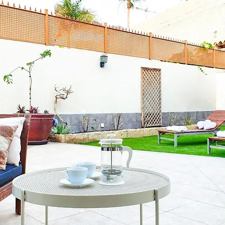 4-bedroom Corales With Jacuzzi, Garden, Close To Everything Villa Los Cristianos (Tenerife)