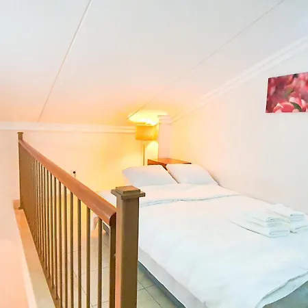 4-bedroom Corales With Jacuzzi, Garden, Close To Everything Los Cristianos (Tenerife)
